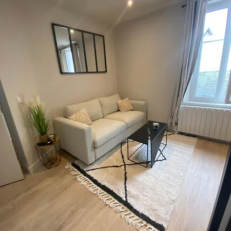 2 Piece 4 Couchages Au Centre De דירה *