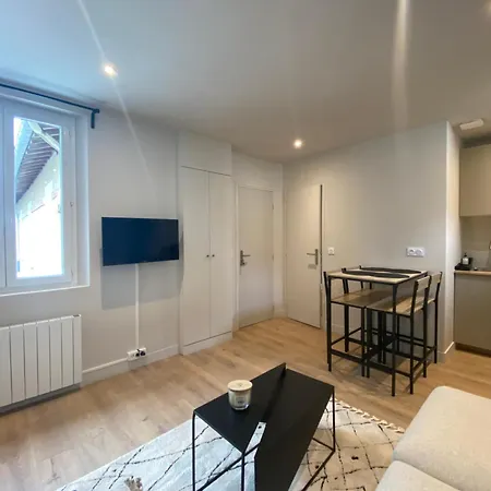 דירה 2 Piece 4 Couchages Au Centre De דוביל