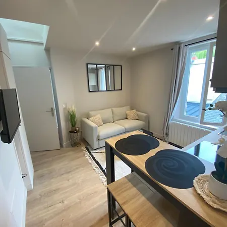 2 Piece 4 Couchages Au Centre De דירה דוביל