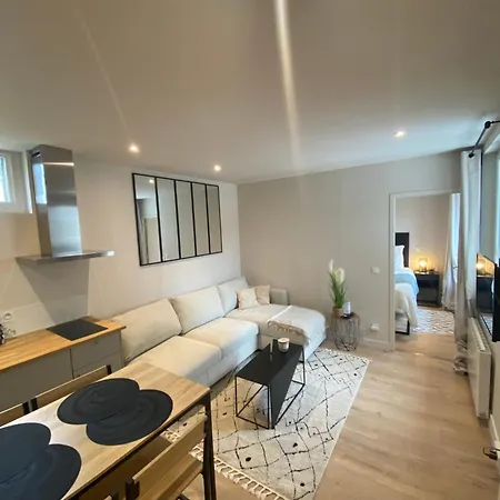 2 Piece 4 Couchages Au Centre De דירה דוביל