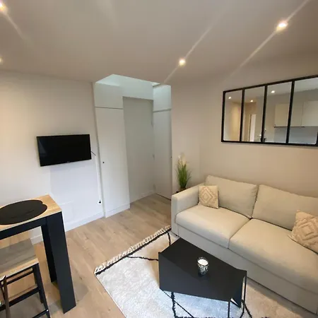 2 Piece 4 Couchages Au Centre De דירה *